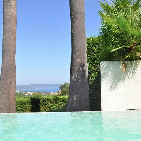 Splendid In Sur Mer With Heated Pool *